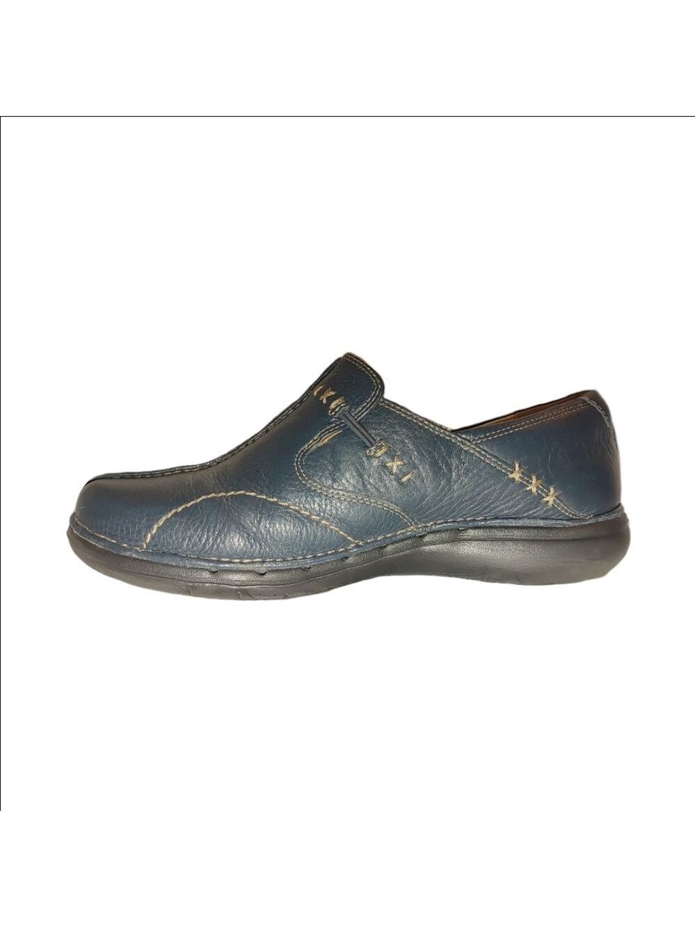 Clarks Unstructured Slip Ons Size 8.5M